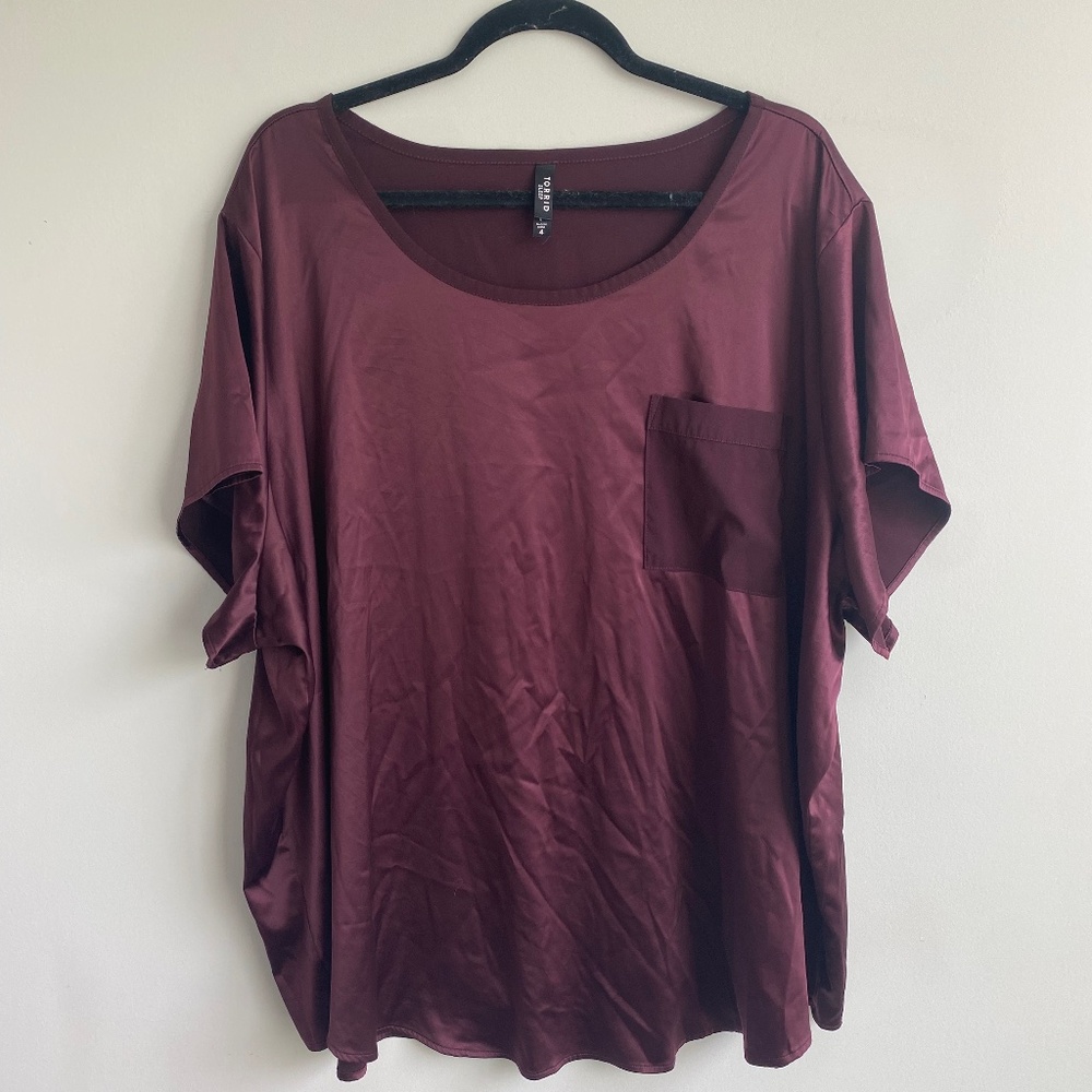 SOLD Torrid (Size 4) Dream Satin Pocket Short Sleeve Sleep Tee - Picture 6 of 10